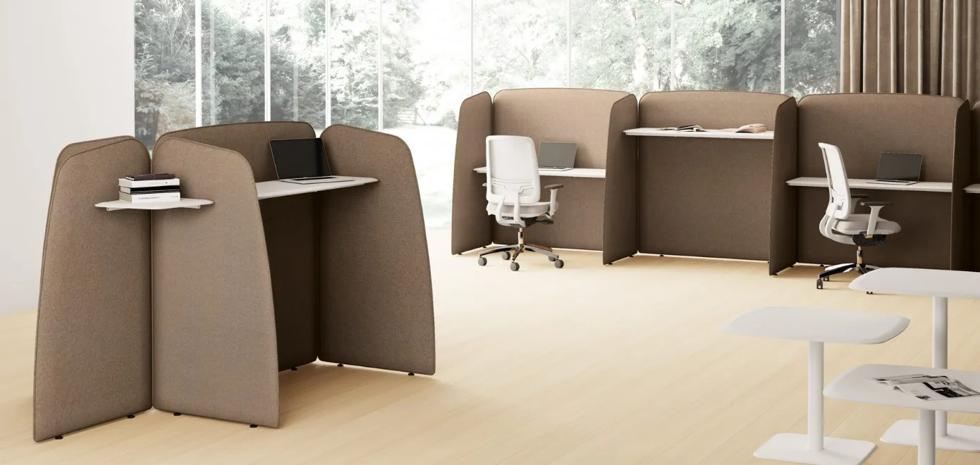 Collaborative and Side Chairs in Saudi